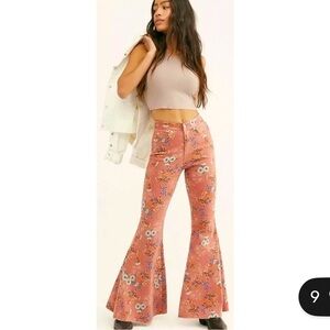 We The Free People CRVY Ma Cherie Floral Flared Jeans 29 OB1067785 Boho Floral